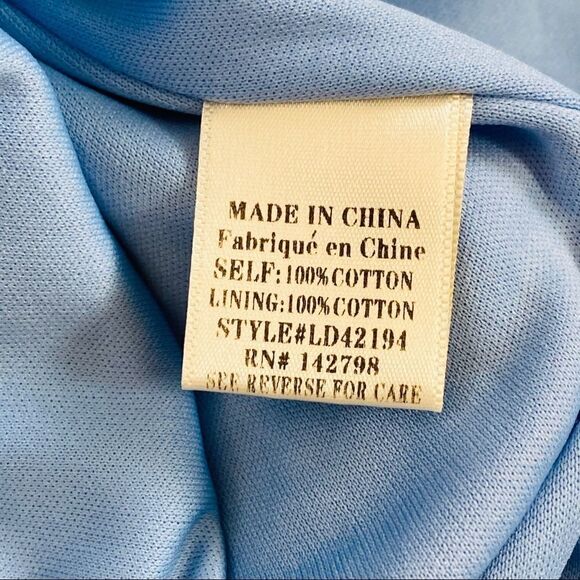 Loveriche chambray offshoulder ruffle dress with floral embroidery size small - Picture 4 of 5